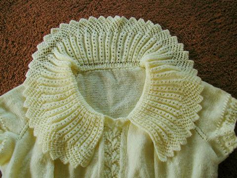 Yellow Lace Sweater,
collar detail